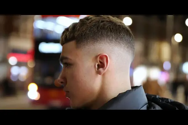 Mid-Fade-Haircuts-995x503 (1)